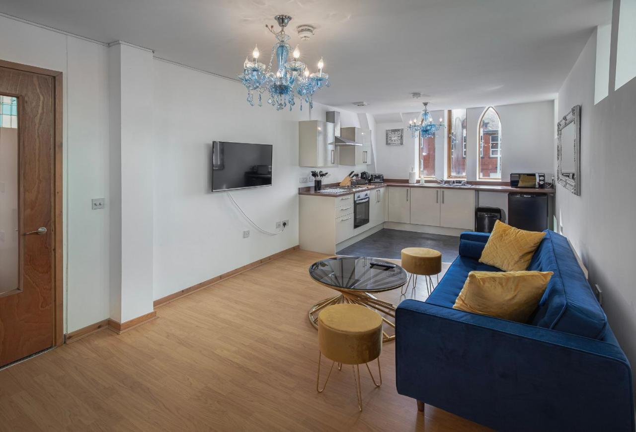 Elegant Church Conversion Close To Blackpool Tower Экстерьер фото