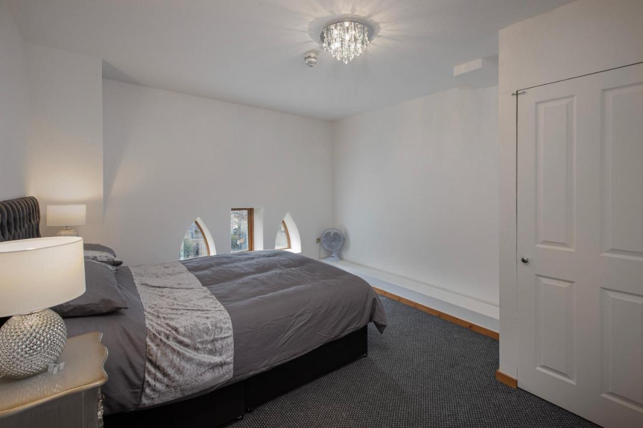Elegant Church Conversion Close To Blackpool Tower Экстерьер фото