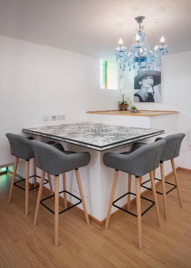 Elegant Church Conversion Close To Blackpool Tower Экстерьер фото